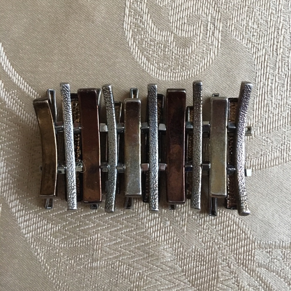 UNIQUE LADIES BRACELET - Picture 3 of 5